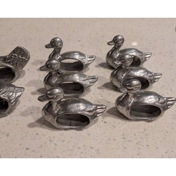Vintage Shafford Pewter Animal Napkin Rings Set 10 Ducks Rabbit Hen Pig - Picture 4 of 16